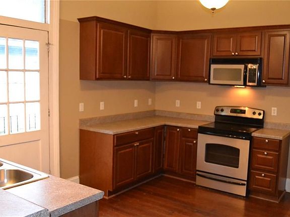 3rd image of 1226 Elysian Fields Ave #B