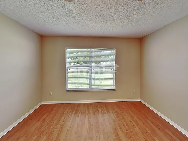 12131 Woodglen Cir — Photo 10