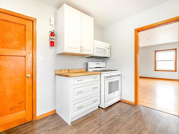 4th image of 2721 E Allerton Ave
