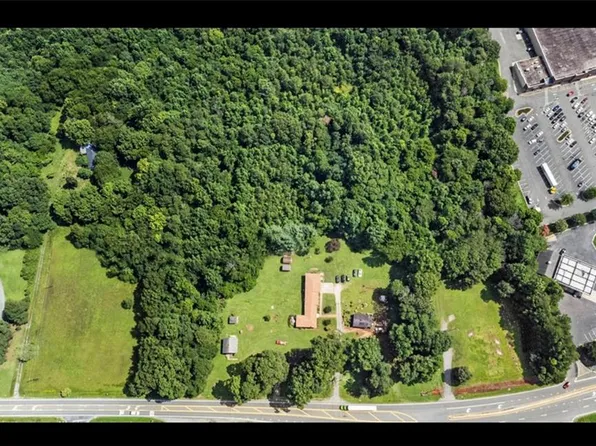 945 Totten Rd #16, Gibsonville, NC 27249