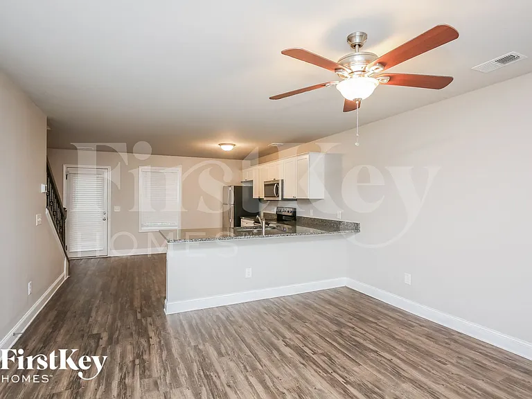 6674 Sawnee Way — Photo 5