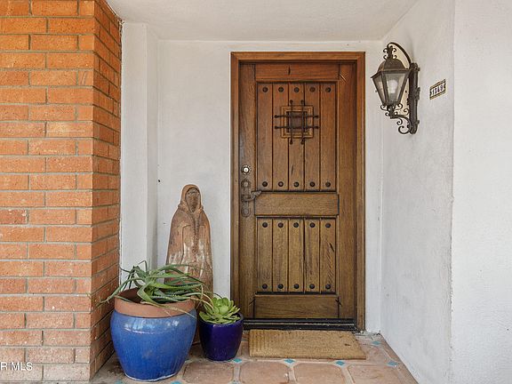 3rd image of 1349 Calle Pimiento