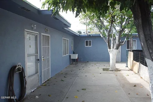 8919 Norton St #3 Photo 1