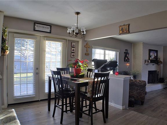4th image of 1814 Highland Dr