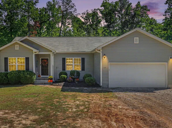 719 Poole Rd E, New Hill, NC 27562
