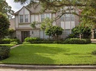 11507 Parkriver Dr, Houston, TX 77070