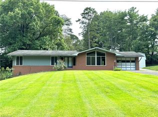 1460 Chesborough Rd, Winston Salem, NC 27127