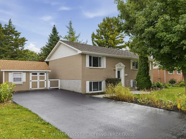366 Roosevelt Dr, Kingston, ON K7M 4A7