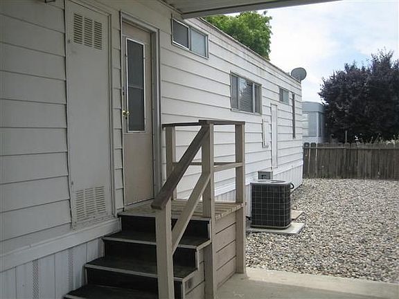 2nd image of 852 E Grangeville Blvd Spc 66