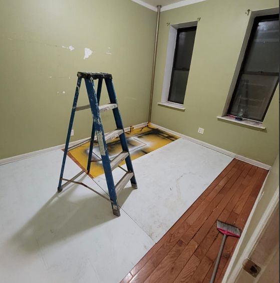 2nd image of 3086 W 1st St #R22