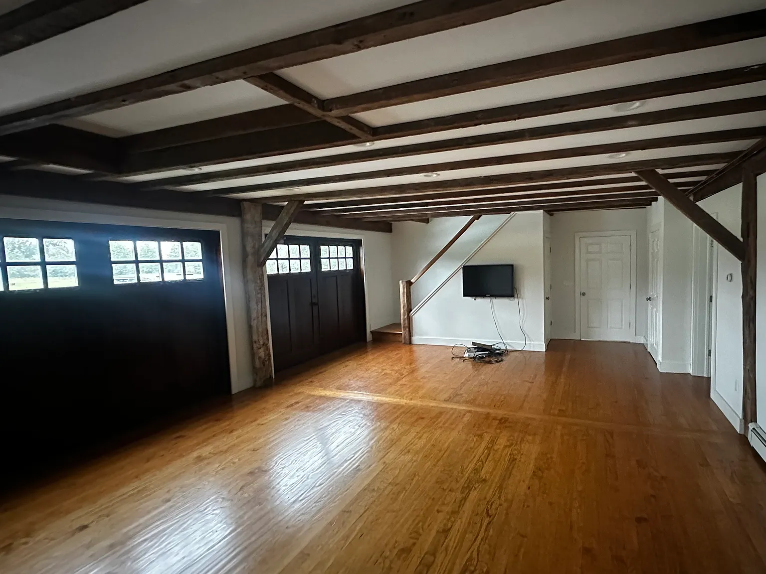 2 bed, 1350 sqft, $2,500 — Photo 3