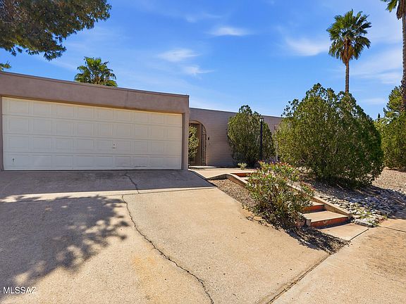 2nd image of 9402 E Placita Eunice
