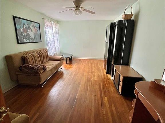 2nd image of 2727 Ocean Pkwy APT F30