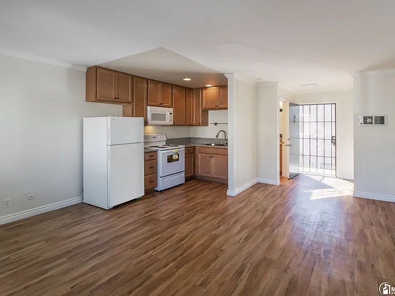 Terrace Villas Apartments — Photo 10