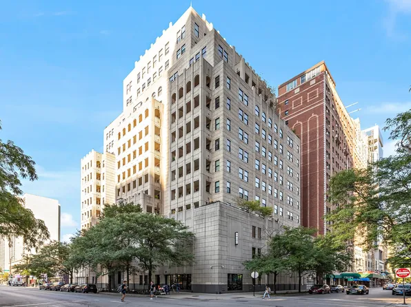 1155 N Dearborn St APT 1301, Chicago, IL 60610