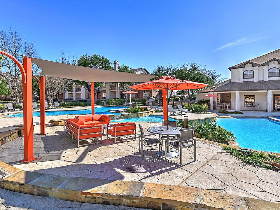 Leasing Office Pool