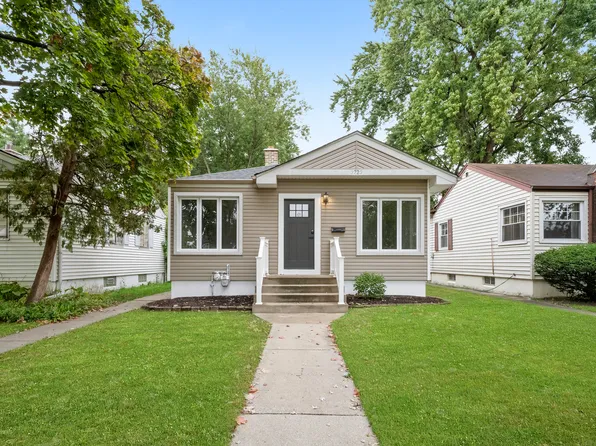 3723 W 104th St, Chicago, IL 60655