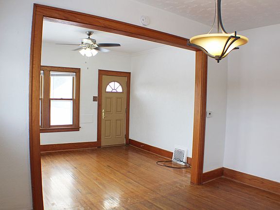 3rd image of 1701 S 9th Ave #0