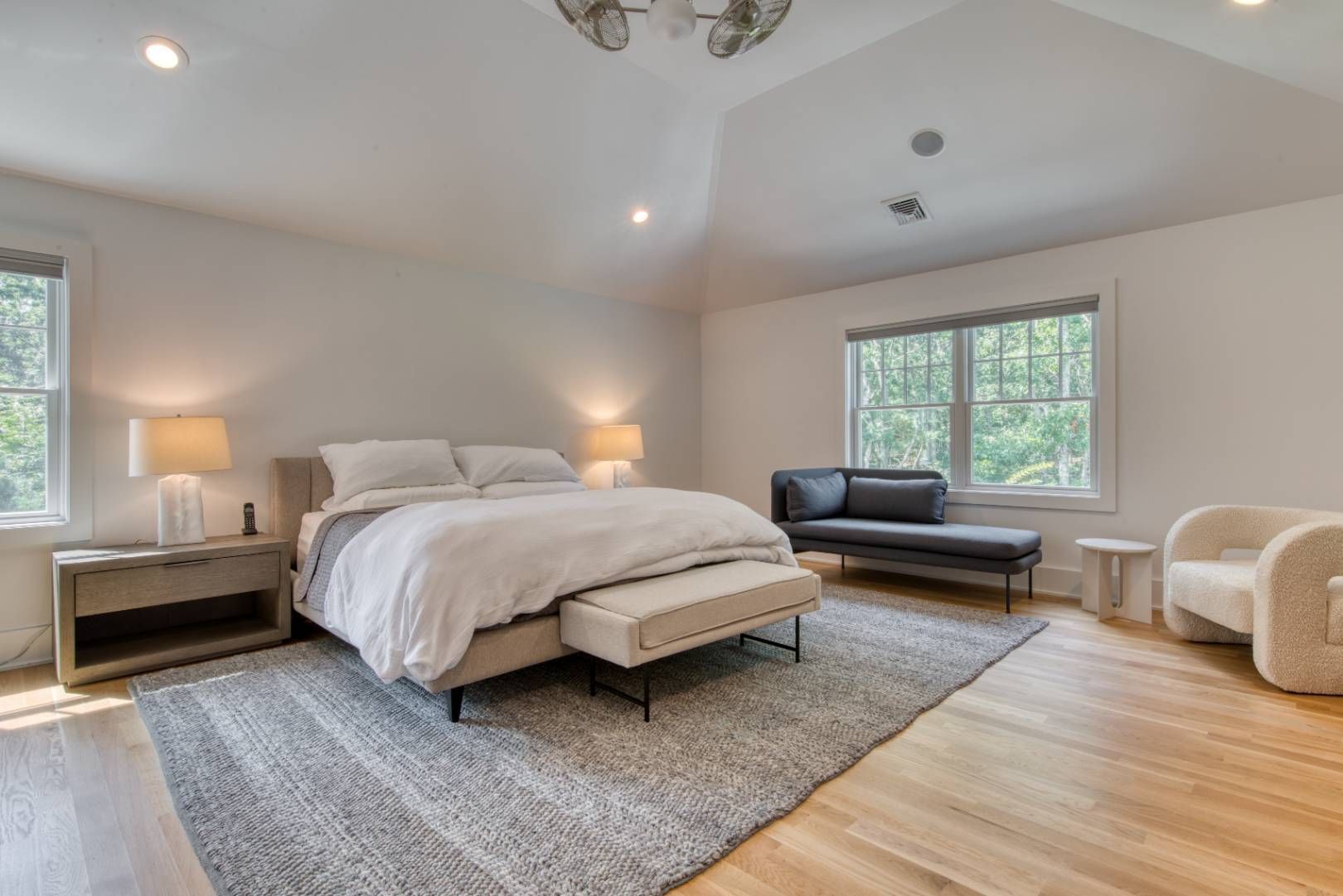  Spacious Primary Suite