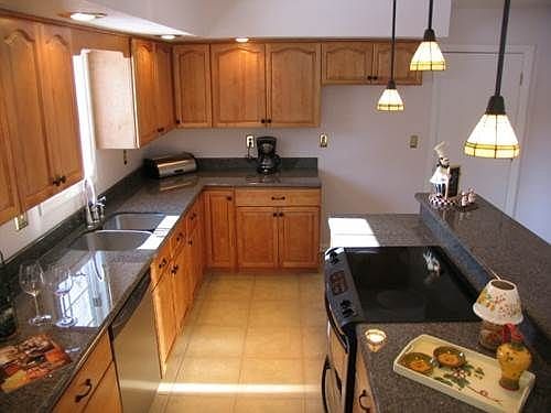 2nd image of 21727 Gatehouse Ln