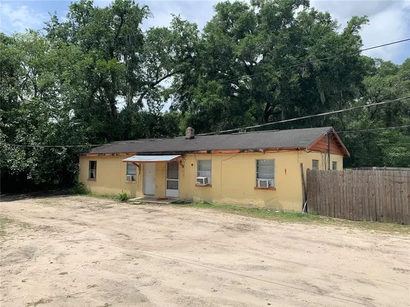 1940 NW 12th St, Ocala, FL 34475