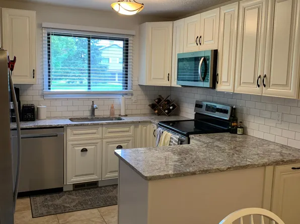 7533 Wedgewood Way N, Maple Grove, MN 55311