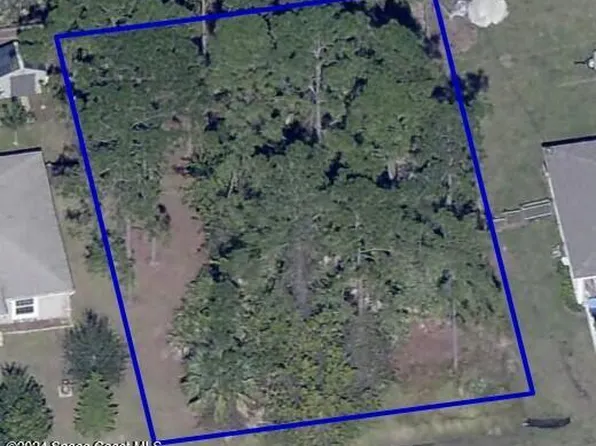 391 Garbelmann St SW, Palm Bay, FL 32908