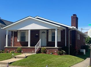139 E Walnut St, Barnesville, OH 43713