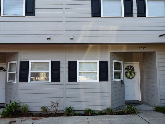 2nd image of 2547 Baytown Cir