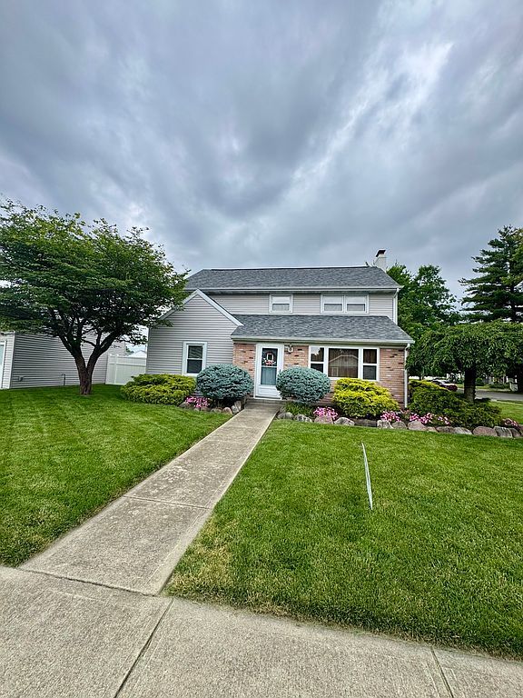2800 N Grand Ave - Property Image