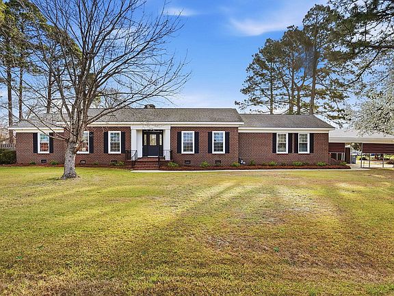 2nd image of 1200 Meadowlark Rd