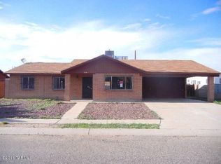 1780 W White Oak Ct, Tucson, AZ 85746