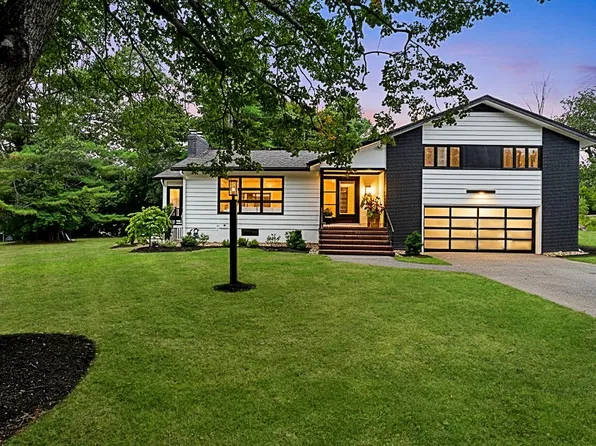 30 Linda Rd, Andover, MA 01810