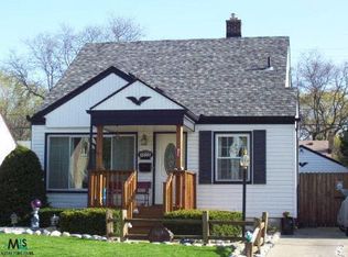13691 Talbot St, Oak Park, MI 48237