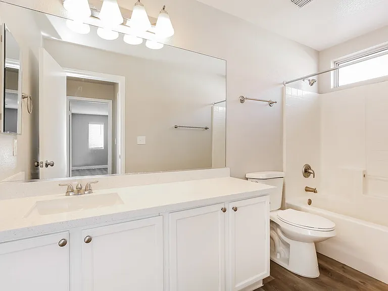 5016 Running Rapids Ave — Photo 16