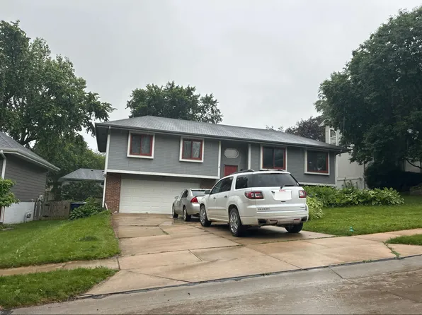 9701 S 22nd Ave, Bellevue, NE 68123