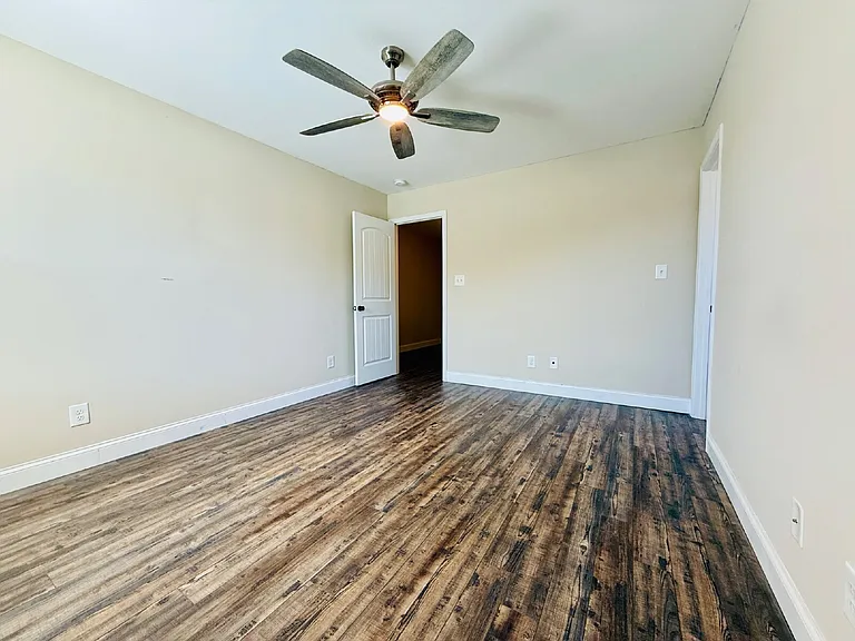 848 Bellingham Way — Photo 19