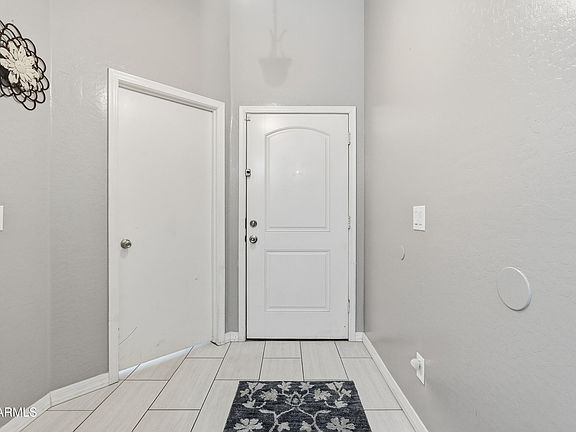 5th image of 10224 W GROSS Avenue