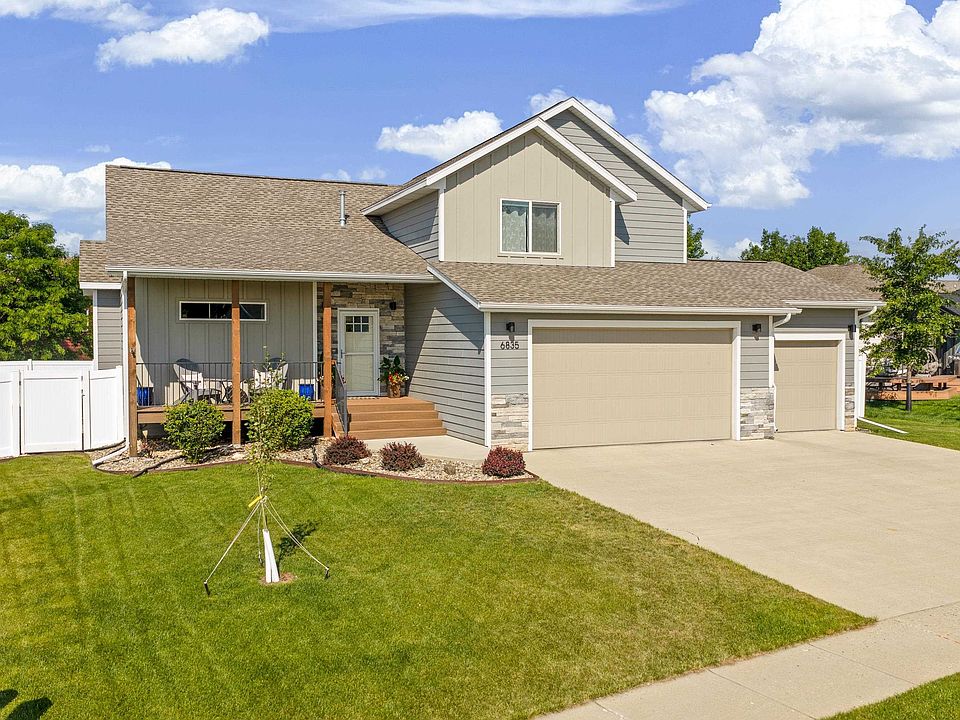 1st image of 6835 Sahalee Dr