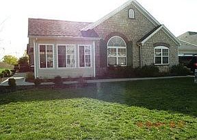 5th image of 24 Pebble Beach Ln