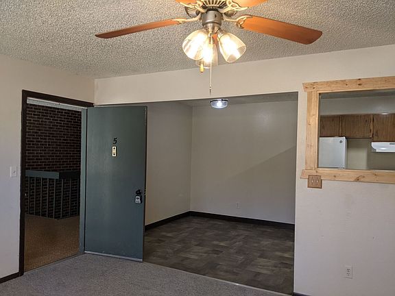 4th image of 115 N Miles St #5