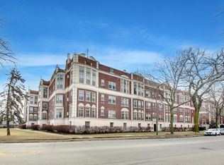 480 Sheridan Rd APT 3, Evanston, IL 60202