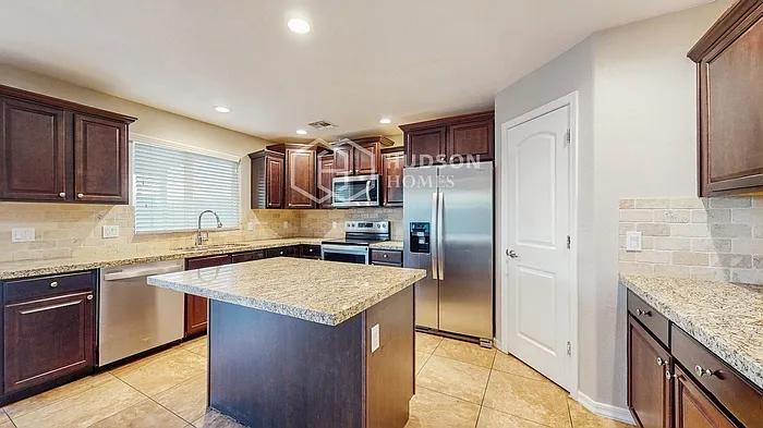5805 S 27th Ln — Photo 10