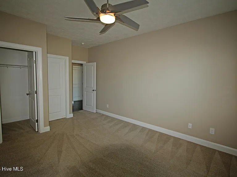 7218 Hoffman Dr — Photo 6