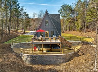 11 Indian Summer Ln, Mill Spring, NC 28756