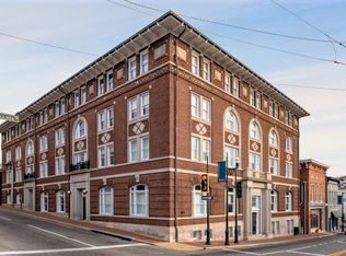 41 N Augusta St APT 101, Staunton, VA 24401