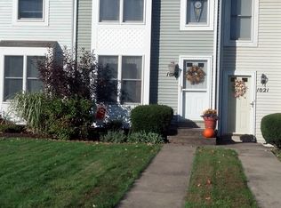 1019 Elm Ct, Oakdale, PA 15071