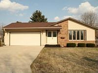 1st image of 1902 Cottonwood Dr