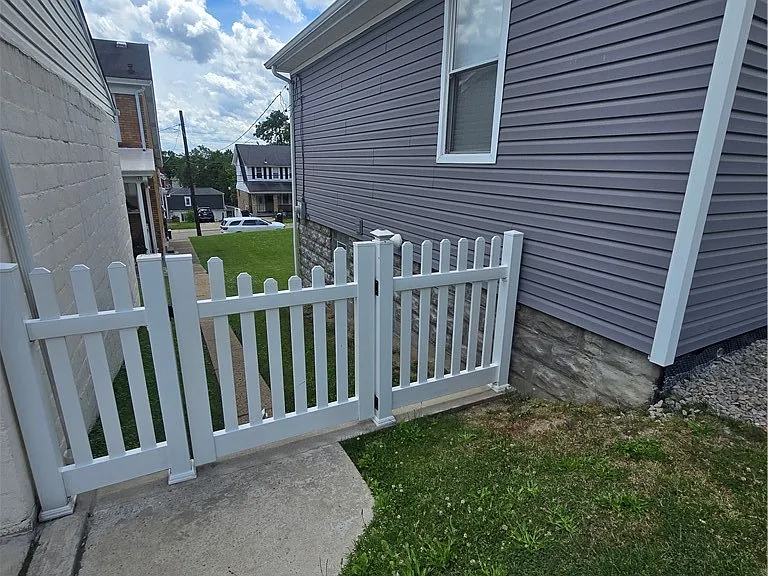 3025 Hazelhurst Ave — Photo 17