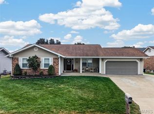 1630 Sundowner Dr, Saint Charles, MO 63303